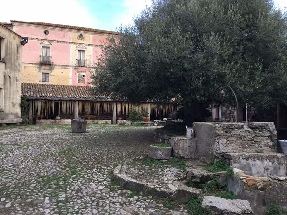 Hotel Omu Axiu Orroli Exterior foto